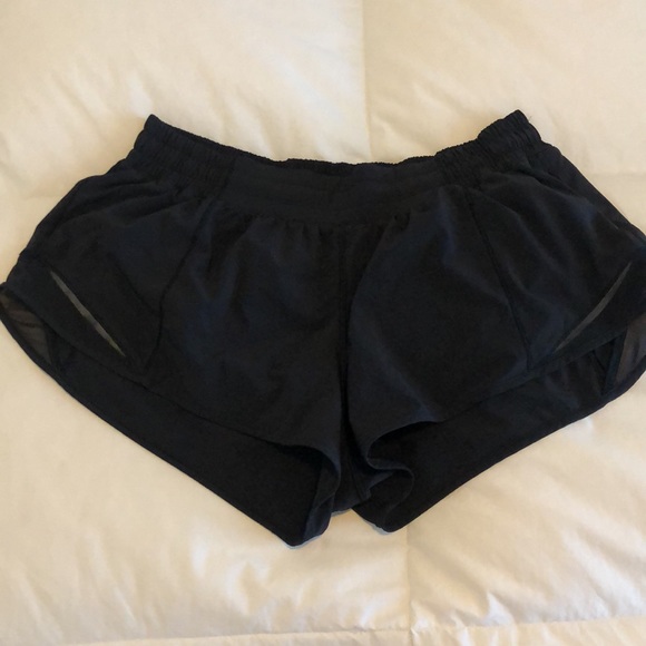 Lululemon shorts. NWOT - Picture 3 of 8